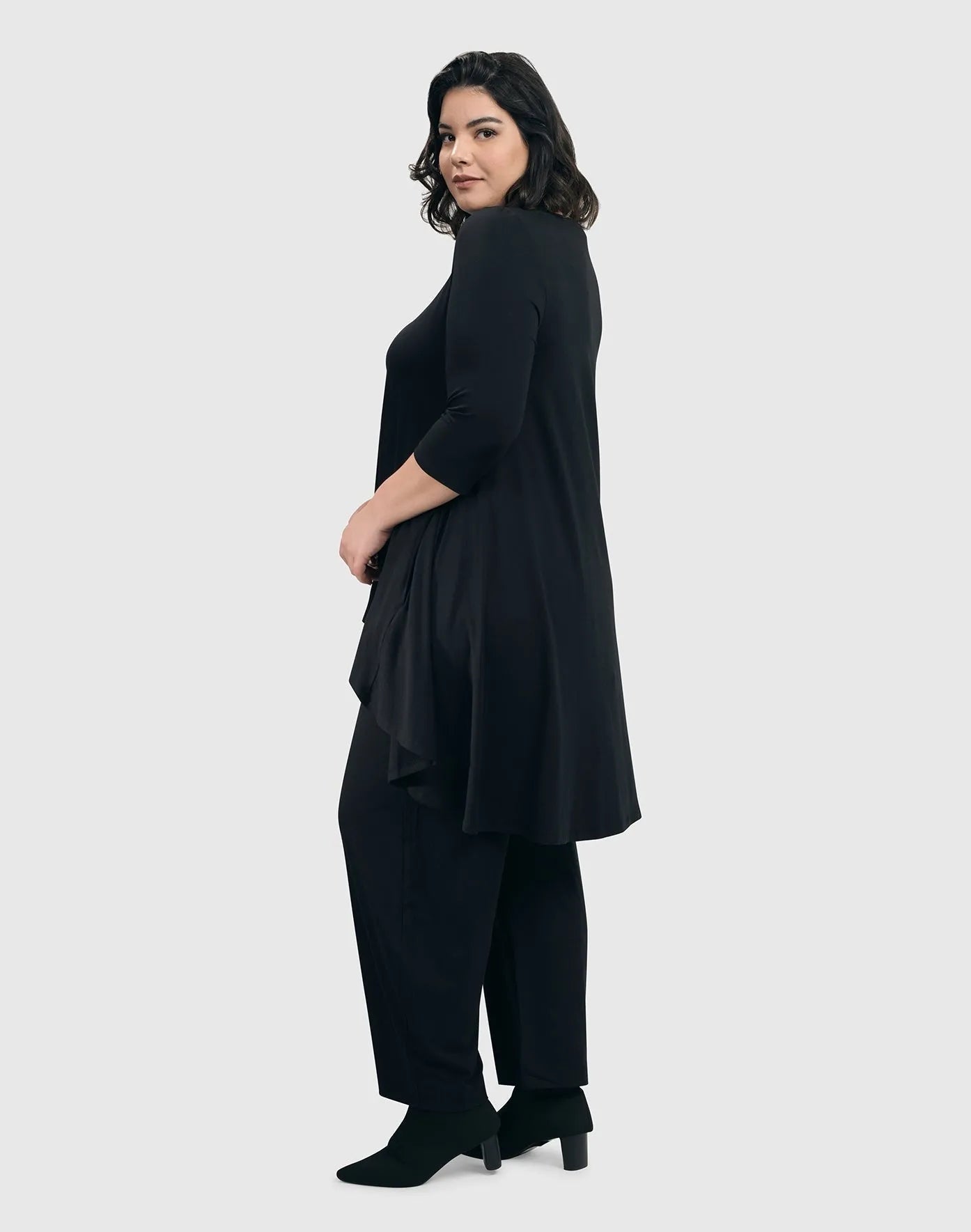 Essential Flow Pants, Black